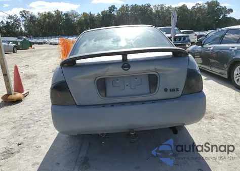 2005 Nissan Sentra 1.8 z USA, uszkodzony, nr VIN 3N1CB51D65L575447